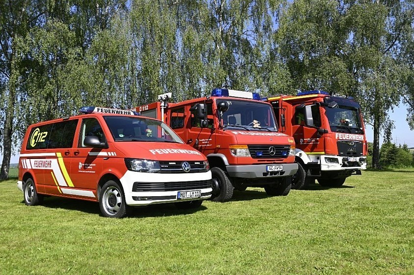 Fahrzeugaufstellung der Ortsfeuerwehr Langenberg-Meinsdorf